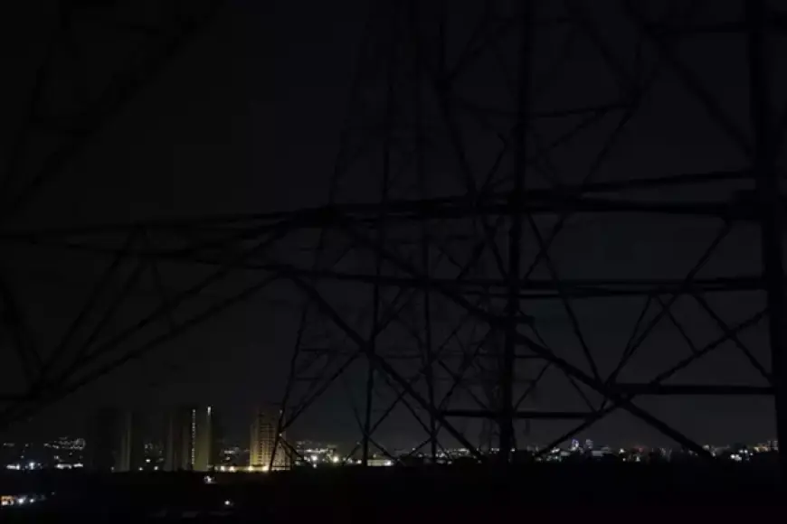 İran Enerji Bakanı: Tahran ve Elburz’daki Elektrik Tesisleri Saldırıya Uğradı