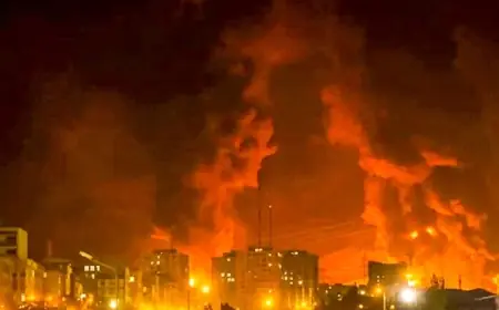 İran'da birçok kent ağır bombardıman altında: Elektrikler kesildi, havalimanları vuruldu