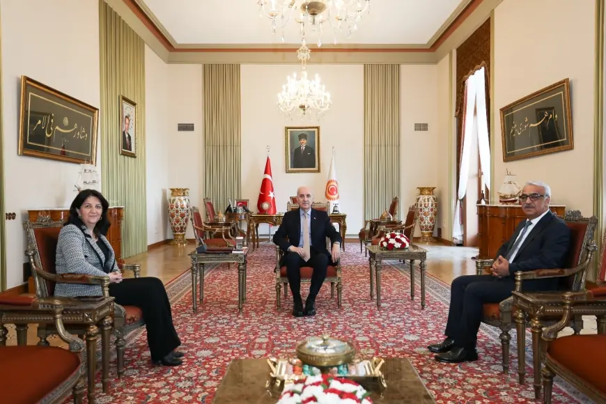DEM Parti İmralı Heyeti Numan Kurtulmuş ile görüştü