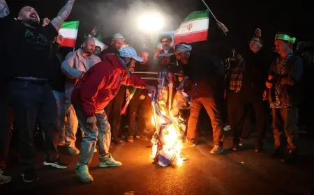 İran’da şahinler ateşkesten rahatsız: 'Güçlüyken savaşı sürdürmeliyiz'