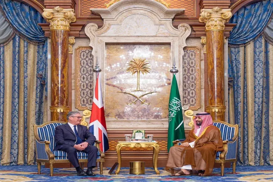 Cidde’de kritik zirve: Bin Selman ve Starmer’dan ortak güvenlik vurgusu