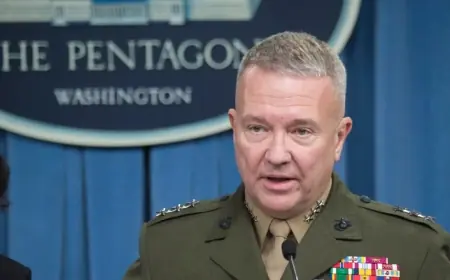 Eski CENTCOM Komutanı: İran, rejim değişmeden taviz verebilir