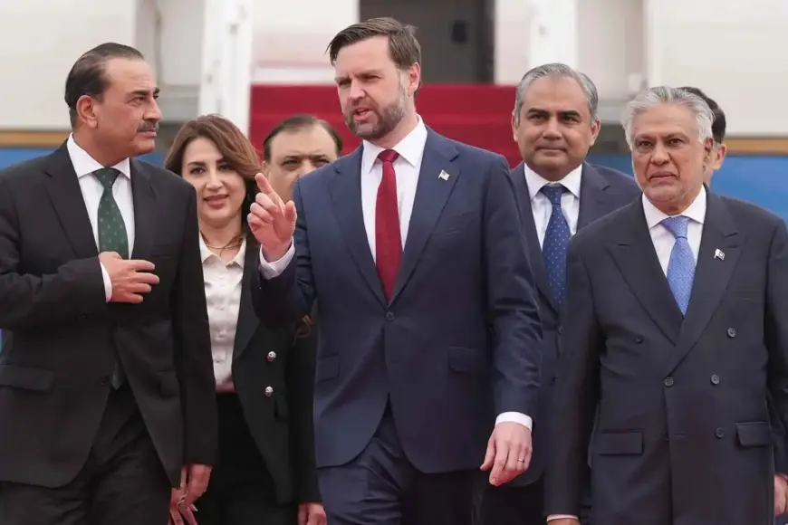 Financial Times: Hürmüz Boğazı Görüşmeleri Çıkmaza Girdi