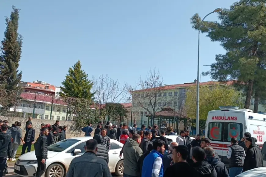 Urfa'da liseye saldırı: 16 yaralı
