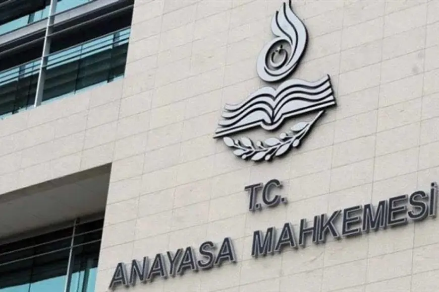 AYM’den 11 partiye onay: Kürt partisi de listede