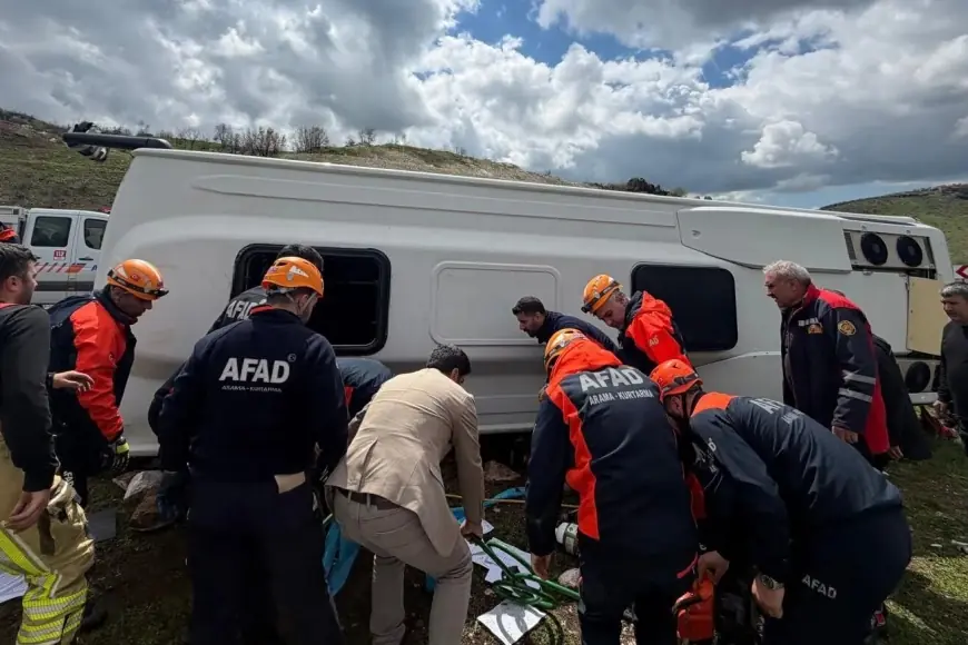 Diyarbakır’da yolcu otobüsü devrildi: Ölü ve yaralılar var!