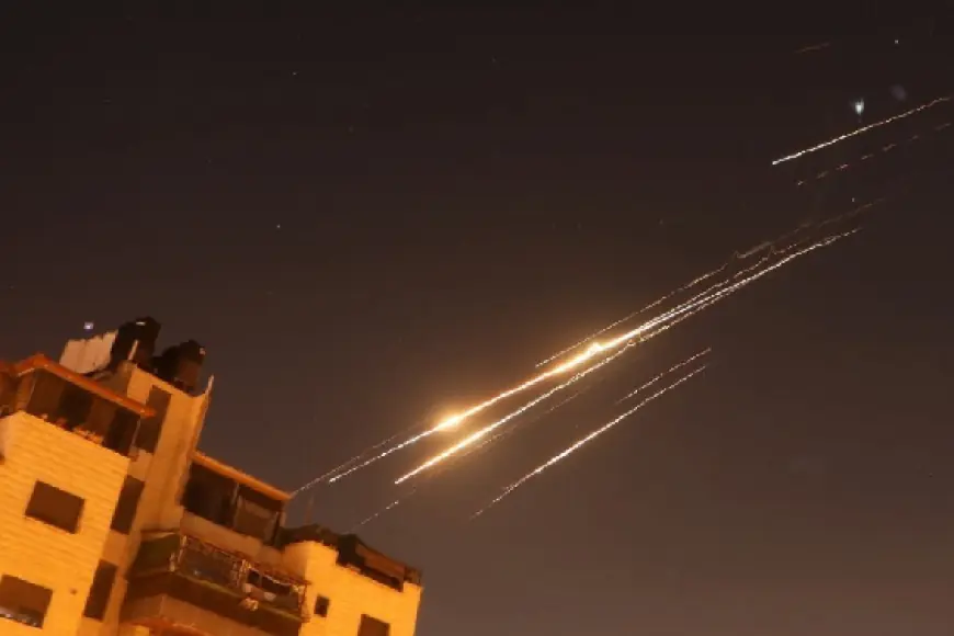 İran medyası: Tahran'da hava savunma sistemi devreye girdi