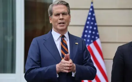 ABD Hazine Bakanı, İran ve Rus petrolüne yönelik muafiyetlerin yenilenmesini reddetti