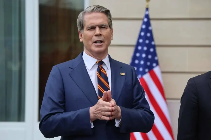 ABD Hazine Bakanı, İran ve Rus petrolüne yönelik muafiyetlerin yenilenmesini reddetti