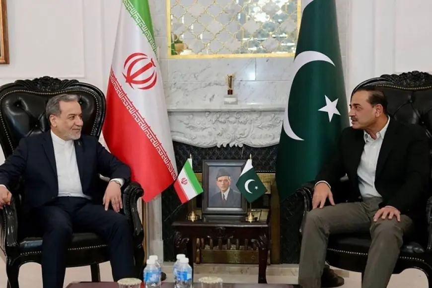 İran basını: Arakçi barış teklifini Pakistan’a sundu