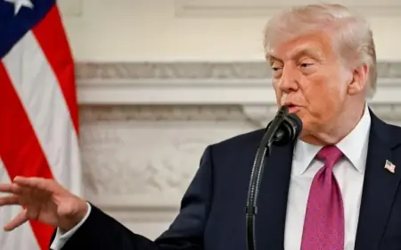 Trump: 'İran Zor Durumda, Hürmüz’ü Açmak İstiyor'