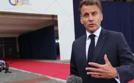 Macron, Hürmüz Boğazı için İran Cumhurbaşkanı ile görüşecek