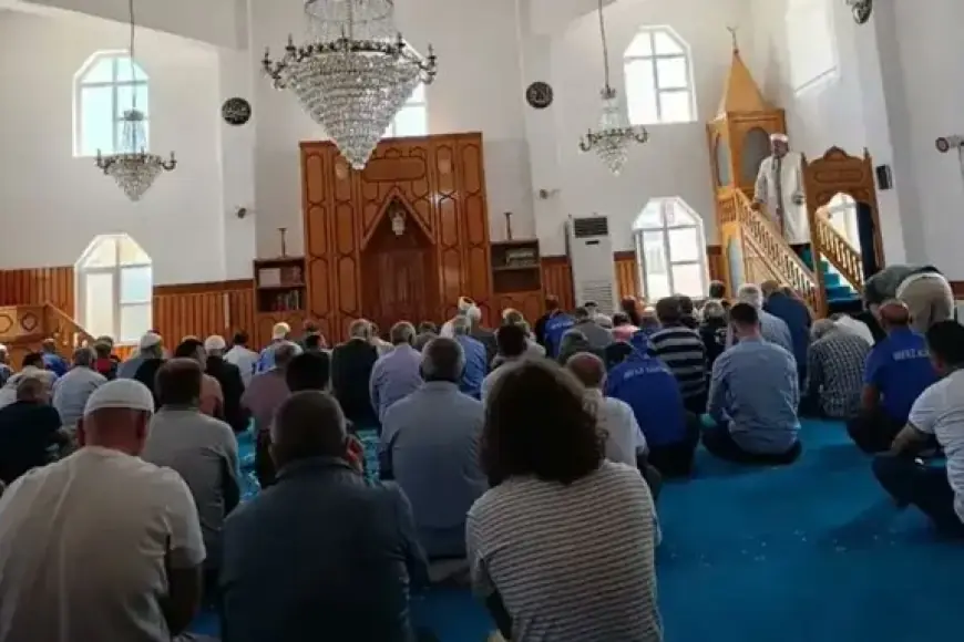 Miftîtiyê xutbeya bi Kurdî qedexe kir