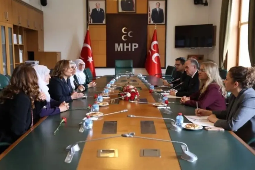 Barış Anneleri heyetinden MHP'ye ziyaret