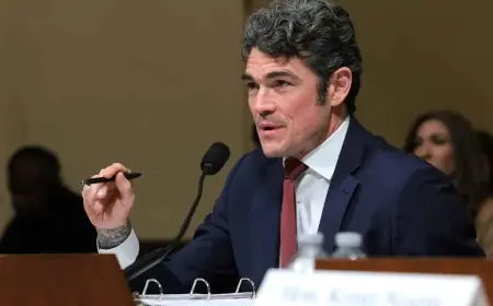 Joe Kent: Trump Kürtlere değil, yanlış bilgi verenlere öfkelenmeli