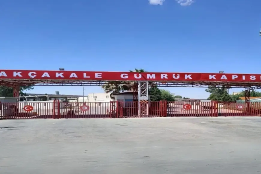 Akçakale Sınır Kapısı 12 yılın ardından sivillere yeniden açıldı