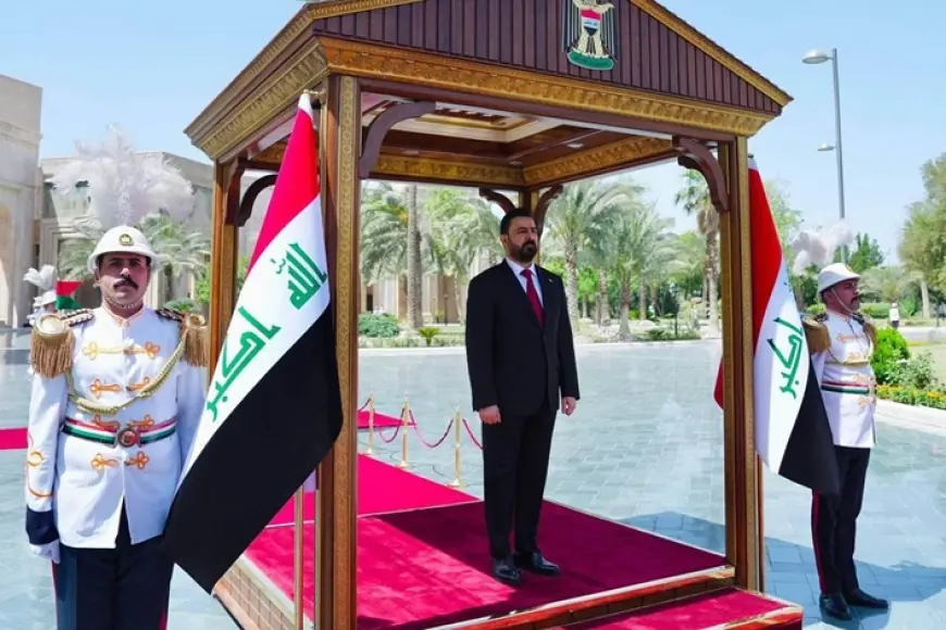 Irak'ta yeni dönem: Zeydi göreve başladı