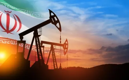 'ABD, İran petrolüne yönelik yaptırımları askıya almayı kabul etti'