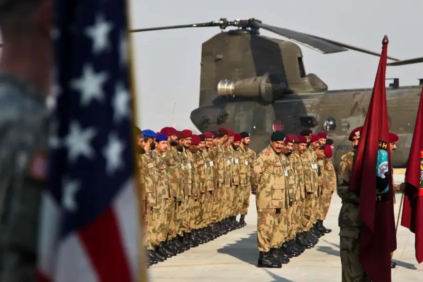 Pakistan, Suudi Arabistan’a 8 bin asker ve savaş uçakları konuşlandırdı