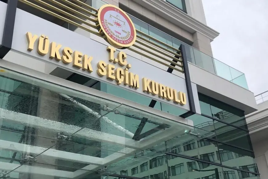 YSK, CHP'nin mutlak butlan itirazını görüşmek için toplanıyor