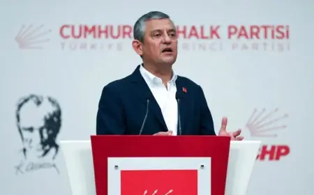 CHP’de kapalı seçim: Özgür Özel grup başkanı seçildi