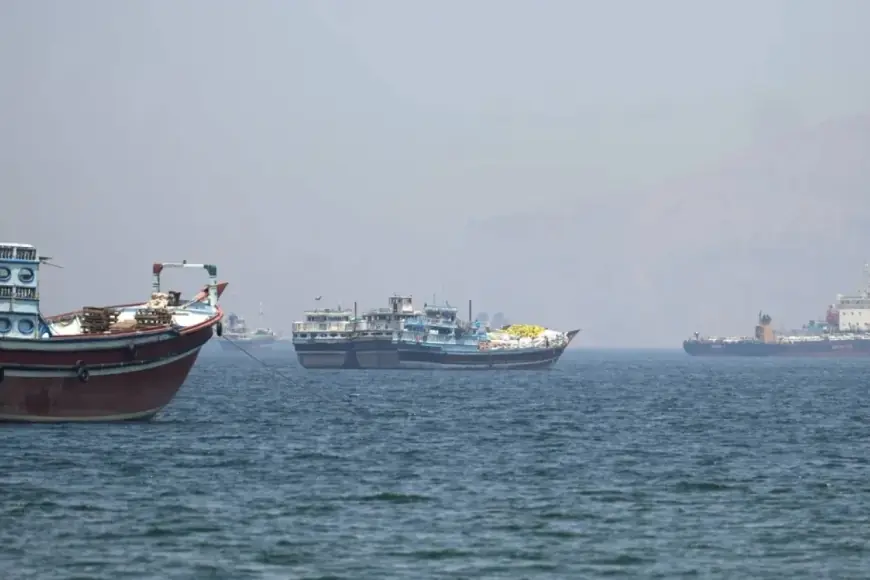 İran: Hürmüz Boğazı'ndan 26 gemi geçti