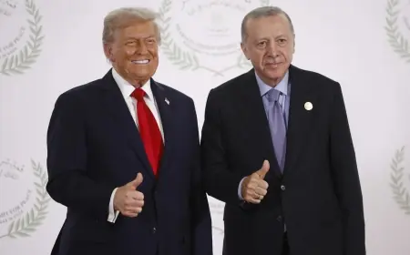 Middle East Eye: Trump, NATO zirvesi için Ankara’ya gelmeyi planlıyor