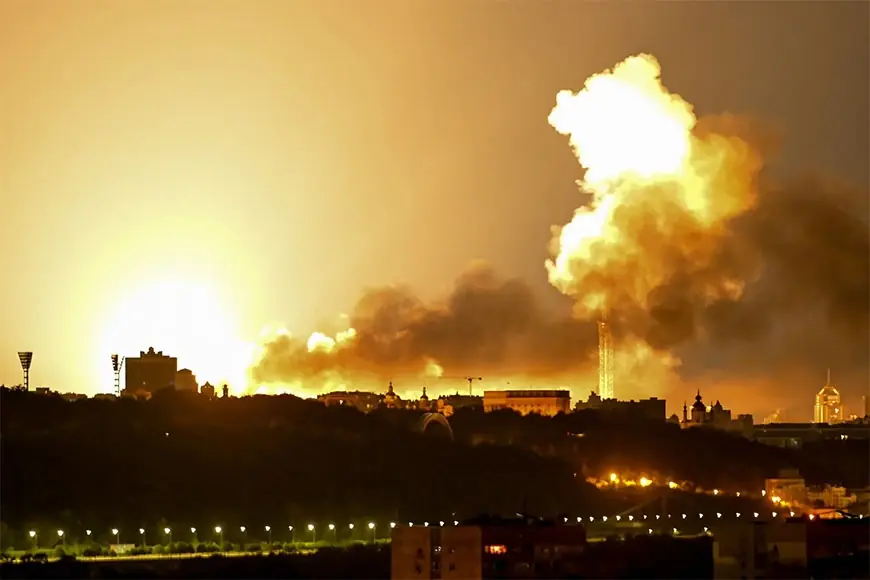 Ukrayna'nın başkenti Kiev'e yoğun bombardıman