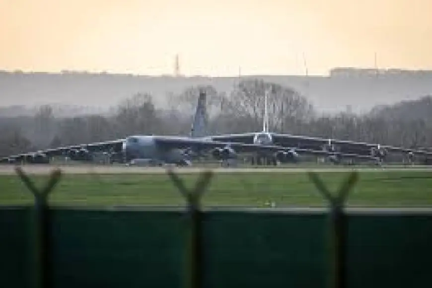 Financial Times: ABD, NATO ülkelerinde nükleer silah konuşlandırmayı tartışıyor
