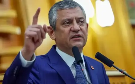 Özel'den yeni parti açıklaması