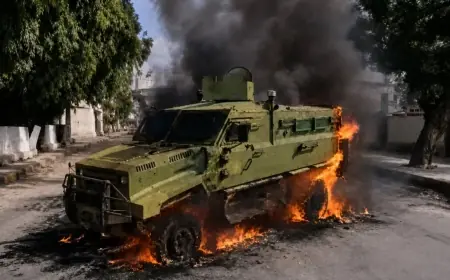 Somali'nin başkenti Mogadişu'da hükümet güçleri arasında iç savaş