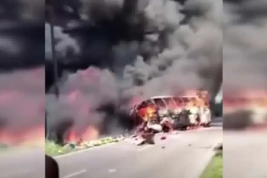 Irak'ta otobüs ile yakıt tankeri çarpıştı: 21 ölü, 19 yaralı