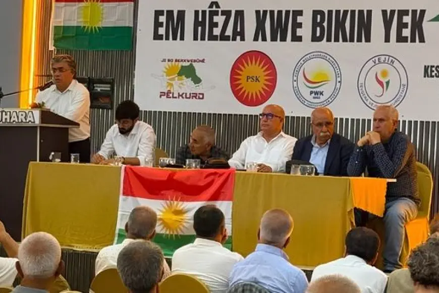 PÊLKURD, PSK, PWK, VEJÎN ve bağımsız şahsiyetler Kızıltepe'de bir konferans düzenledi