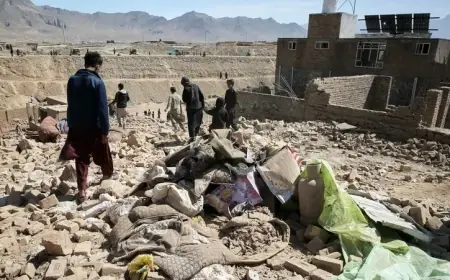 Pakistan savaş uçakları Afganistan'ı vurdu: En az 13 ölü