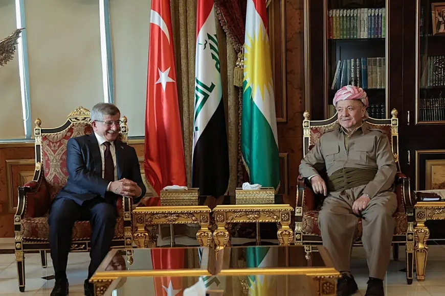 Serok Barzanî pêşwaziya Ahmet Davutoglu kir