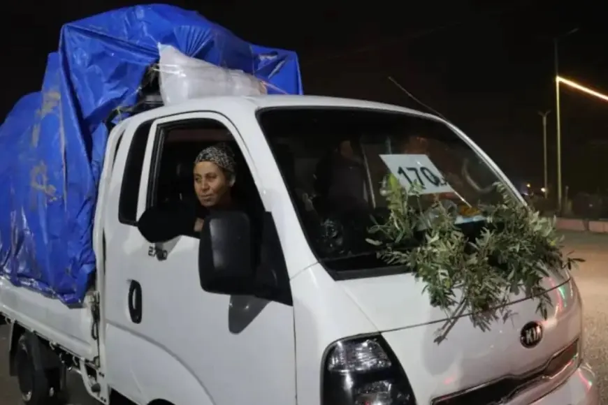 Afrin'e dönüşler tamamlandı: 8 bin 720 aile evlerine döndü