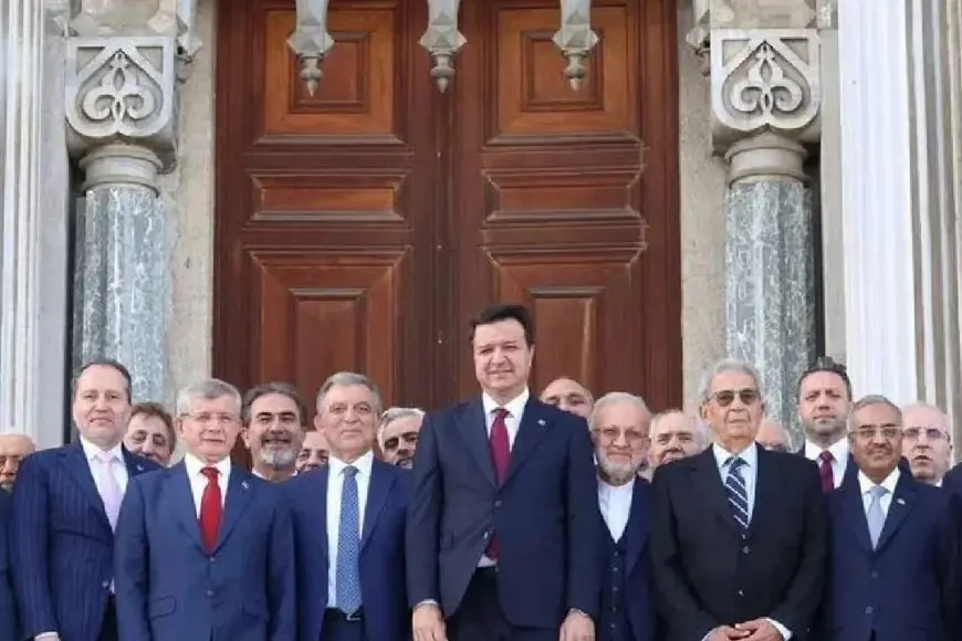 Yeniden Refah Lideri Erbakan destekleyecekleri cumhurbaşkanı adayını açıkladı
