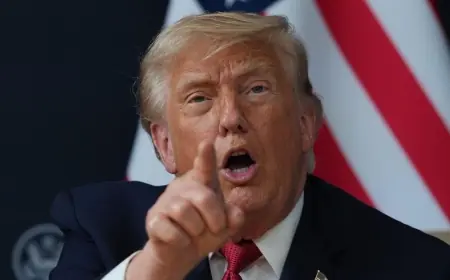 İran-ABD görüşmeleri gölgesinde Trump’tan  tehdit