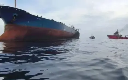 Karadeniz'de bir gemiye dron isabet etti: Yaralılar var