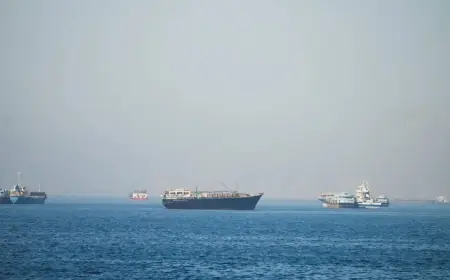 Devrim Muhafızları: Hürmüz Boğazı'ndan güvenli geçişlere yalnızca İran karar verir