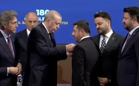 Üç belediye başkanı  AK Parti'ye geçti