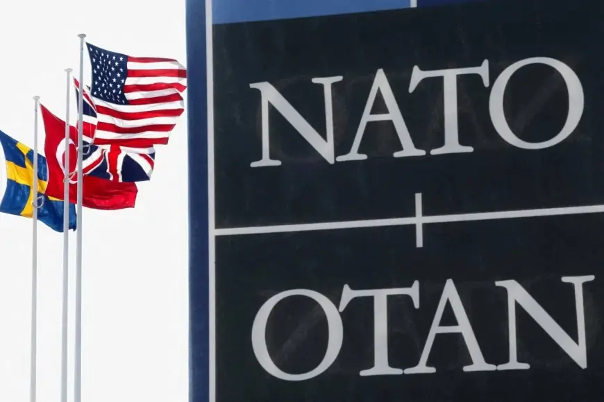 Almanya’nın Eski Dışişleri Bakanı: ABD, NATO'dan ayrılma yolunda