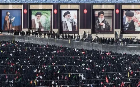 İran, Hamaney'e veda ederken iktidar kavgası derinleşiyor
