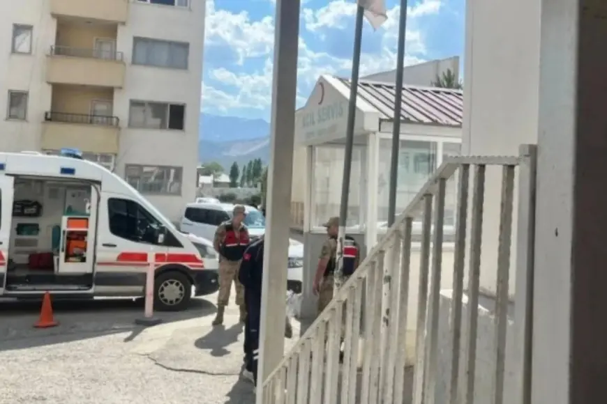 Başkale sınır hattında patlama: 3 asker yaralandı