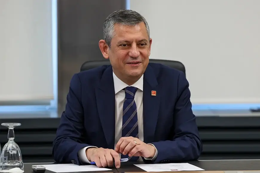 Özgür Özel'den 'Yeni Parti' hesabı açıklaması