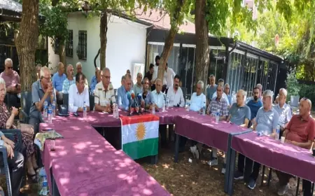 Kürdistan Ulusal Birlik Girişimi Komisyonu Diyarbakır'da İran'ı Protesto Etti