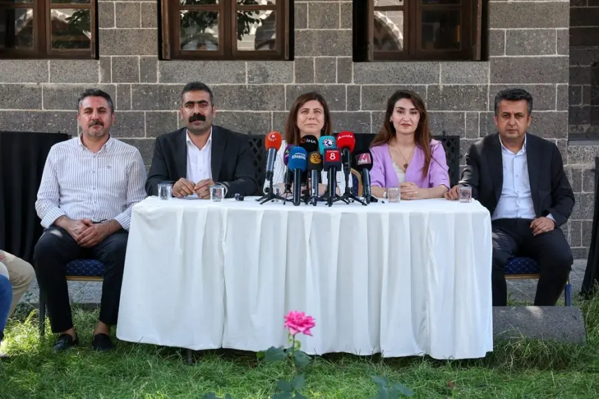 Diyarbakır Büyükşehir Belediye Eş Başkanı görevinden istifa etti