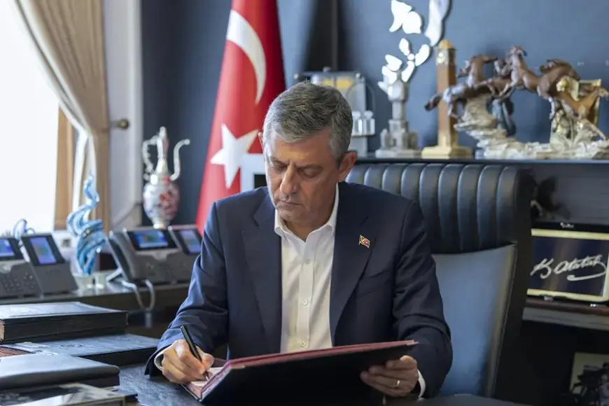 Yeni Parti'nin logosu belli oldu