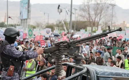 Yemen ordusu Husilerin füze ve İHA üslerini vurdu