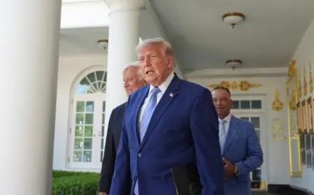 Trump:  İran ile bir anlaşmaya varmak, ülkenin geri kalanını yok etmekten daha iyidir